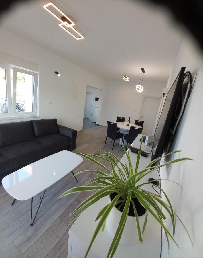 Sunset Apartment