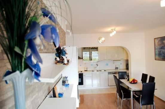 Sunset Apartment